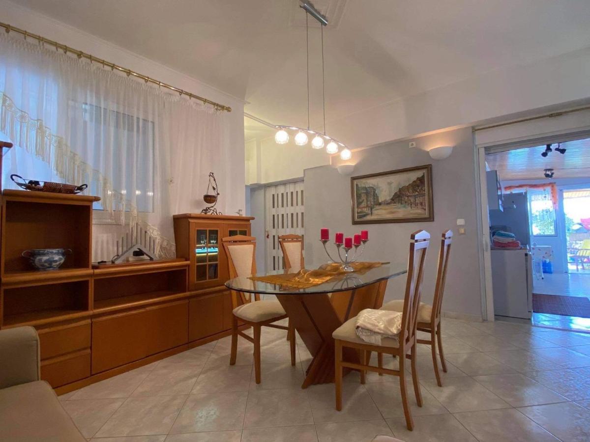 Siga Siga Apartment Mégara Exterior foto